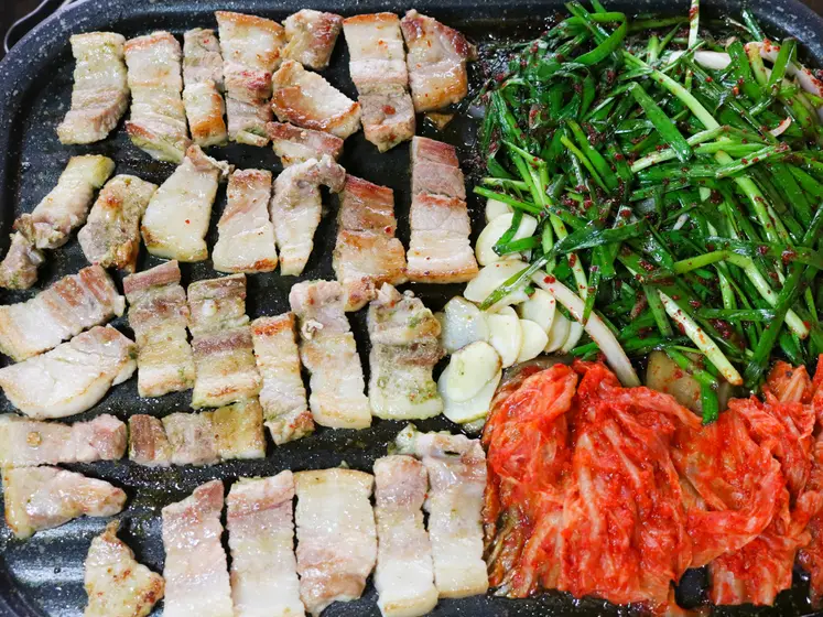 Bokdoni Buchu Samgyeopsal — 1