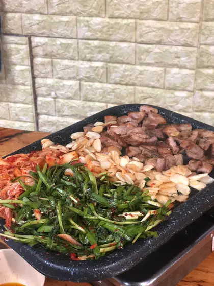 Bokdoni Buchu Samgyeopsal — 4