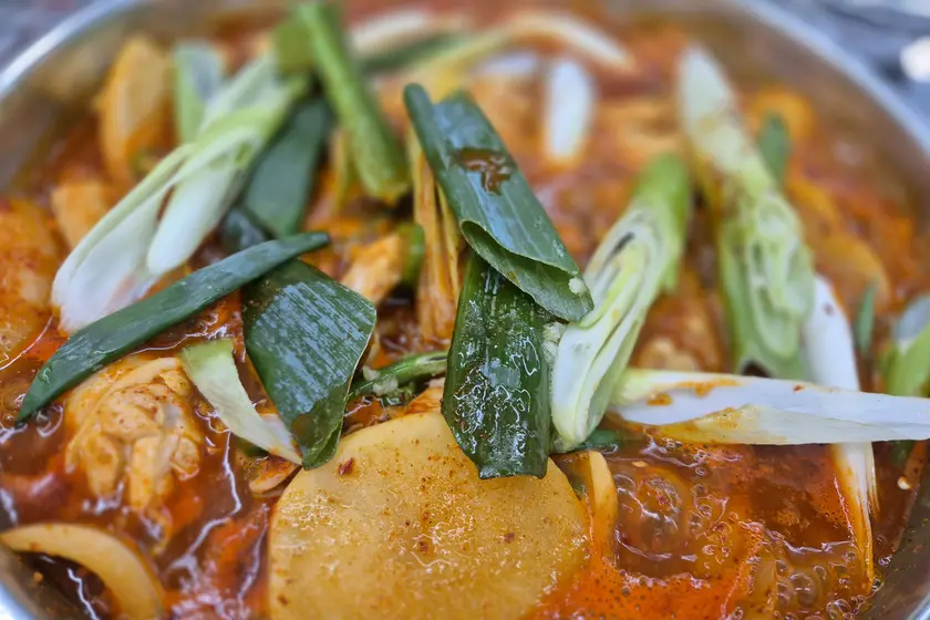 Eomeoniwa Adeul — 1