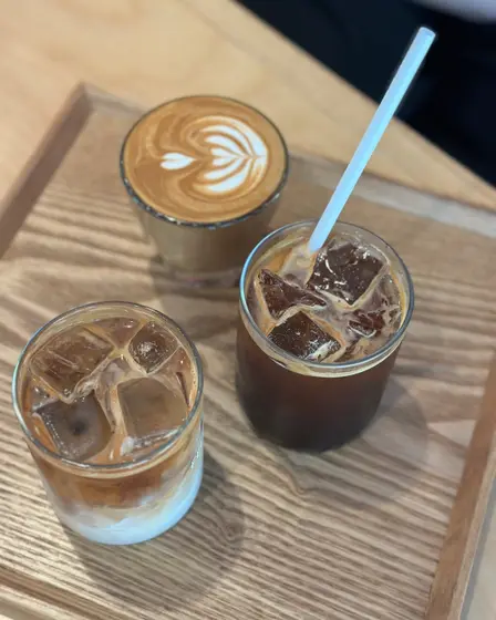 Felt Coffee Cheonggyecheon — 1