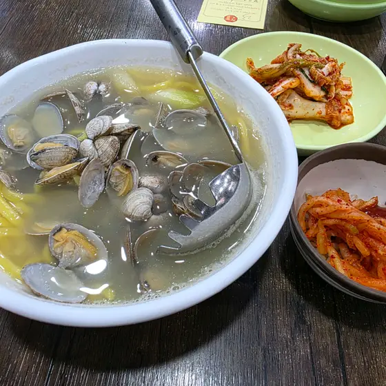 Hwangdo Bajirak Kalguksu — 5