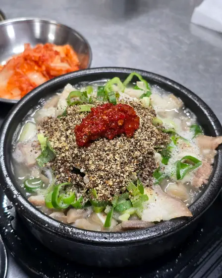 Igyeongmun Sundae-Gopchang — 2