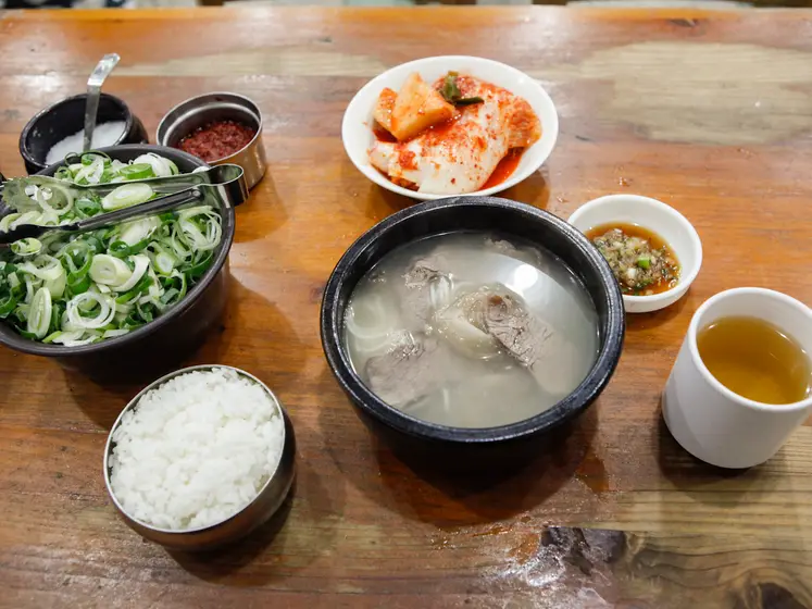 Jungnimjang Seolleongtang — 4