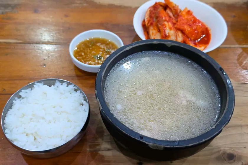 Jungnimjang Seolleongtang — 6