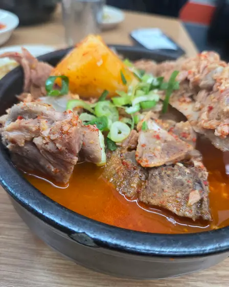 Somunnan Seongsu Gamjatang — 2