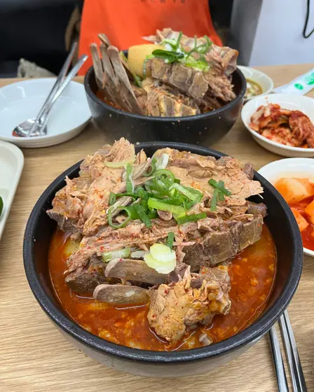 Somunnan Seongsu Gamjatang — 3